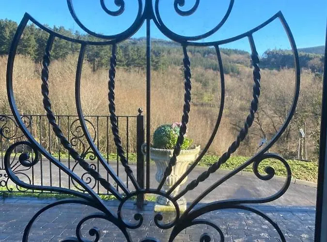 Rural Palace Apartment *